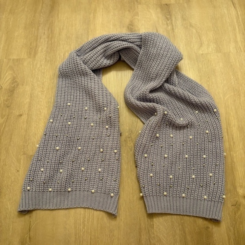Jessica Simpson Lavender Light Purple Knit Scarf Beads